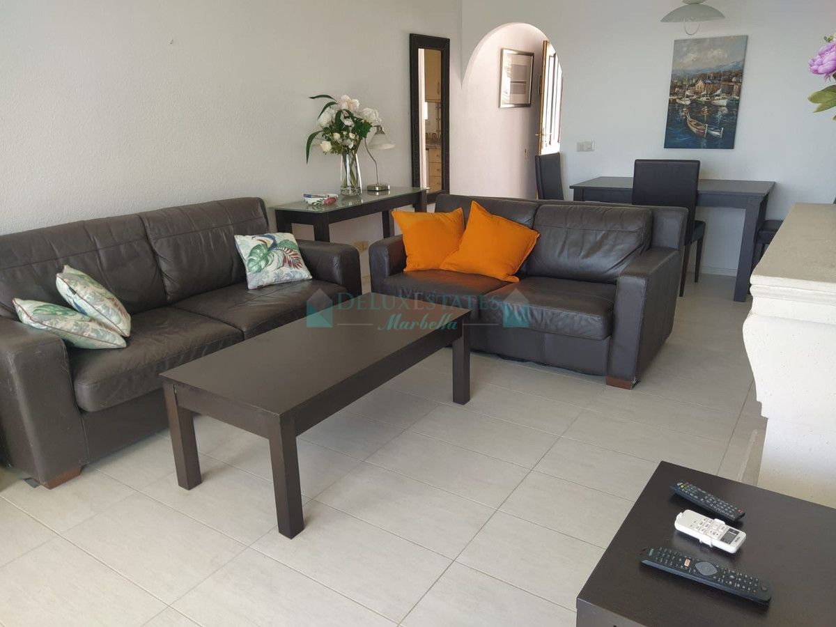 Penthouse for sale in El Paraiso, Estepona