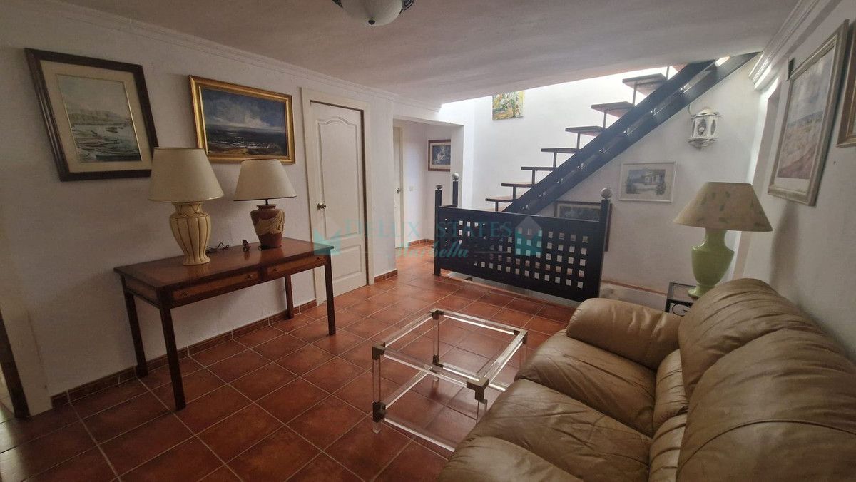 Semi Detached Villa for sale in Marbella