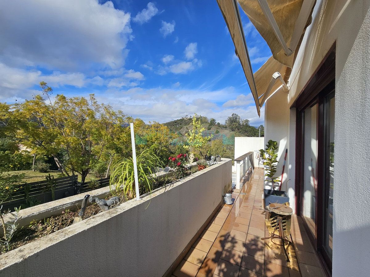 Apartamento en venta en Benahavis