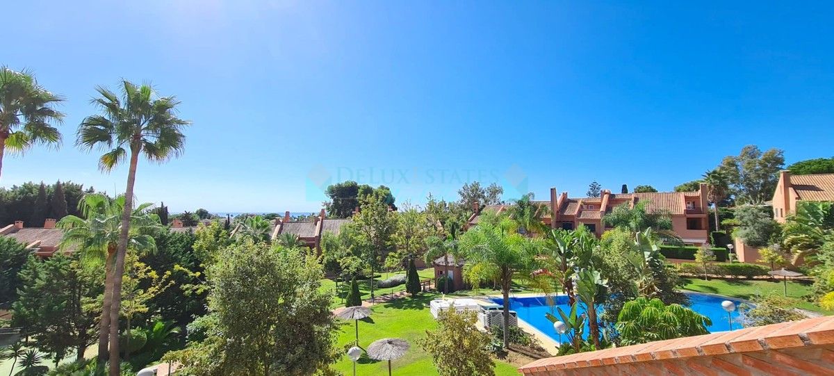 Town House for rent in Los Monteros, Marbella East