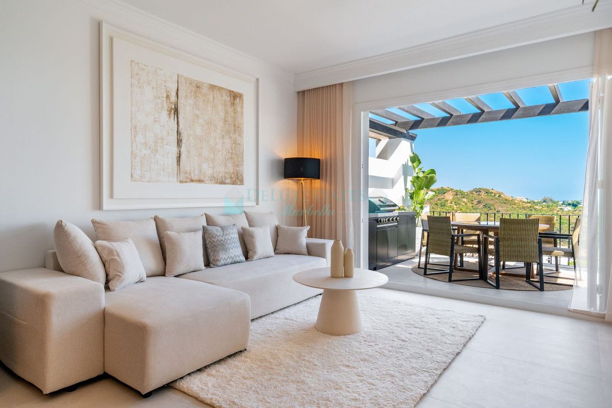 Penthouse for sale in La Quinta, Benahavis