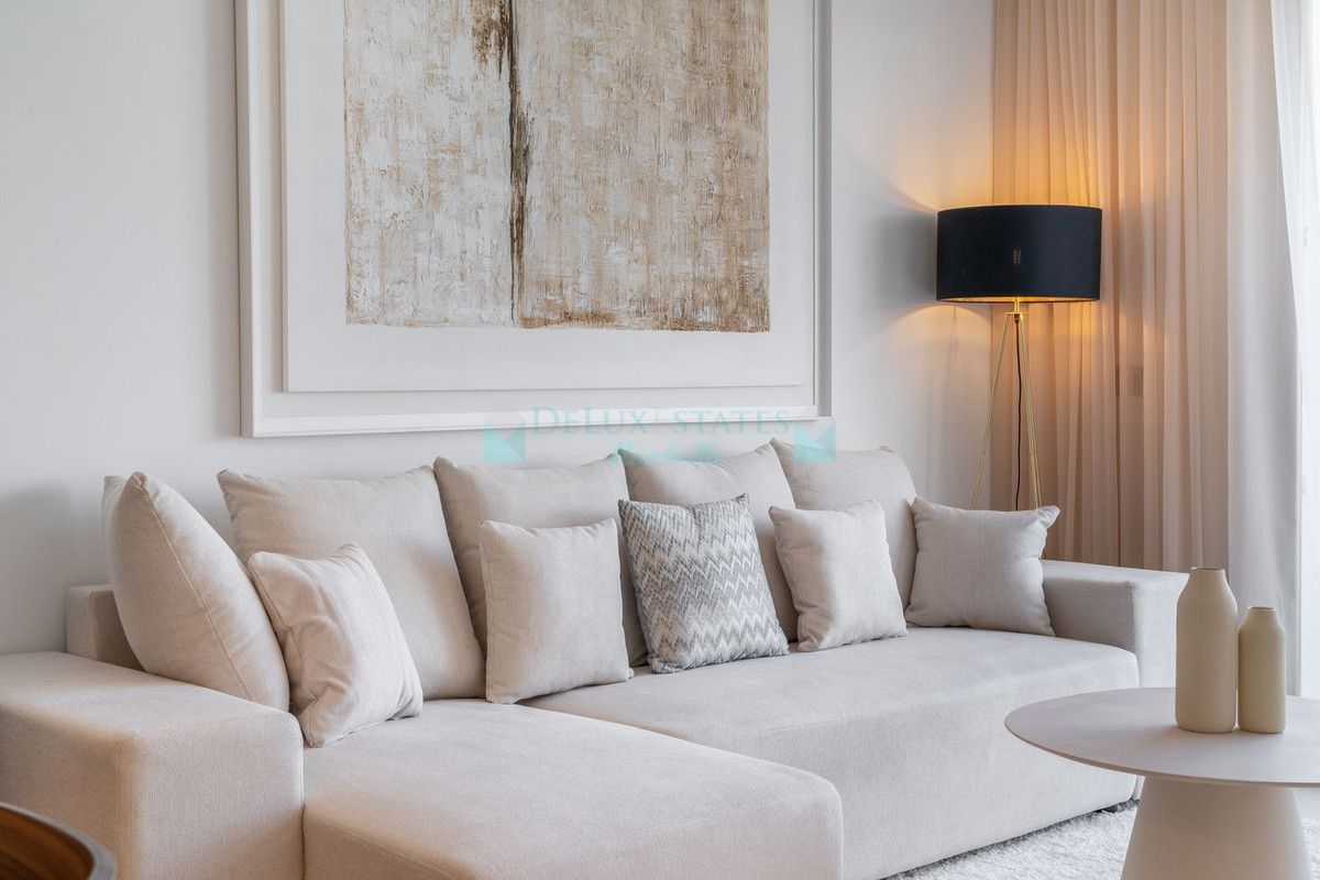 Penthouse for sale in La Quinta, Benahavis