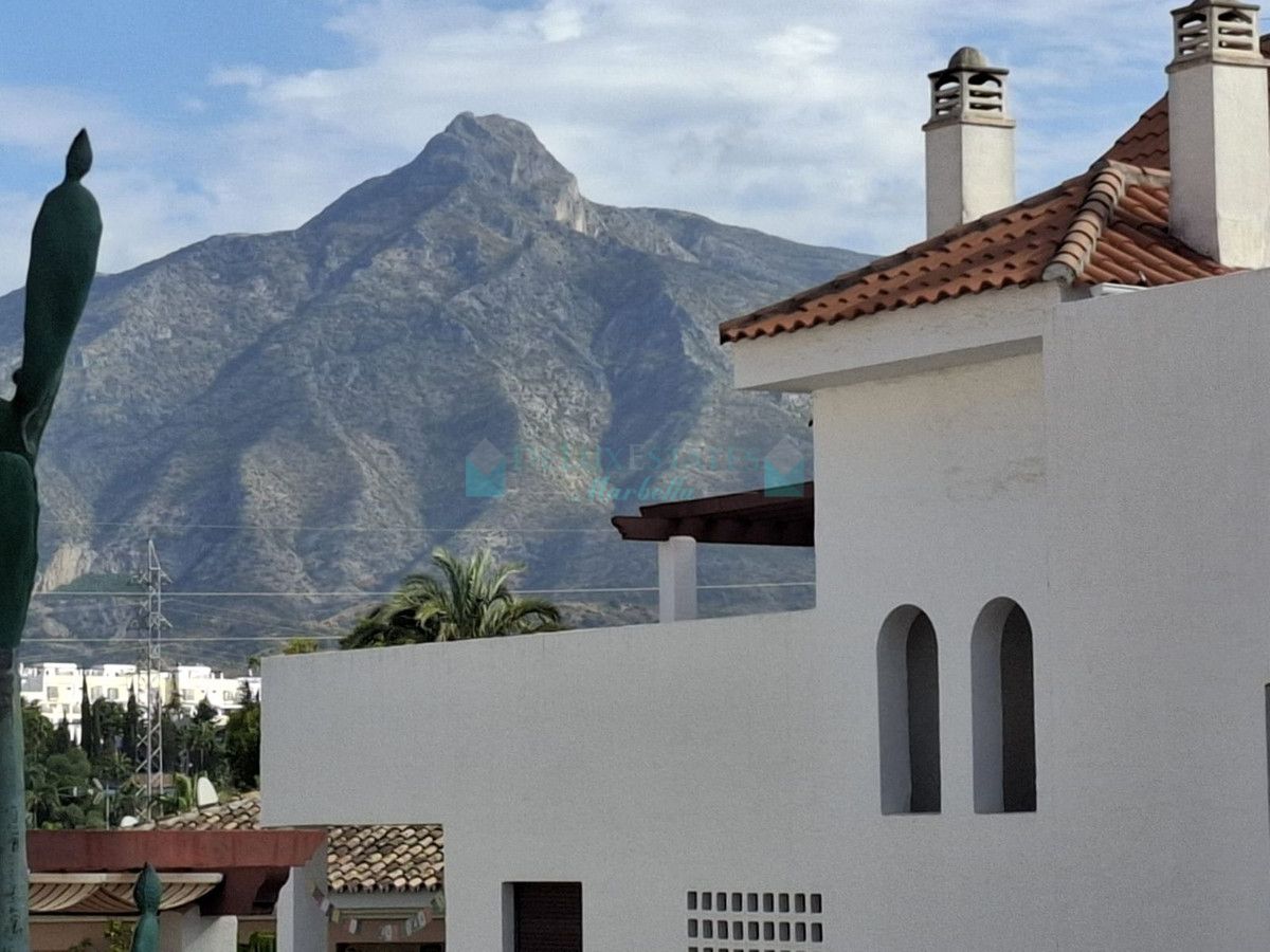 Apartment for sale in Nueva Andalucia