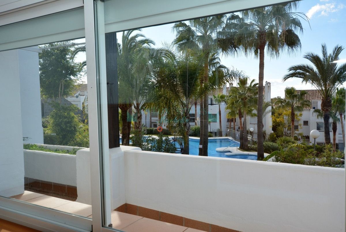 Town House for sale in Marbella Golden Mile
