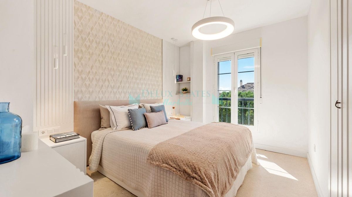 Apartamento en alquiler en Elviria, Marbella Este