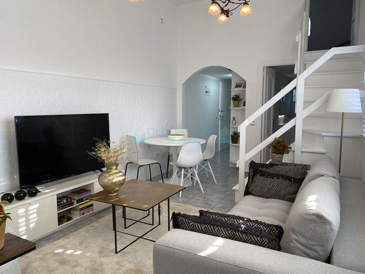Apartment for sale in Estepona