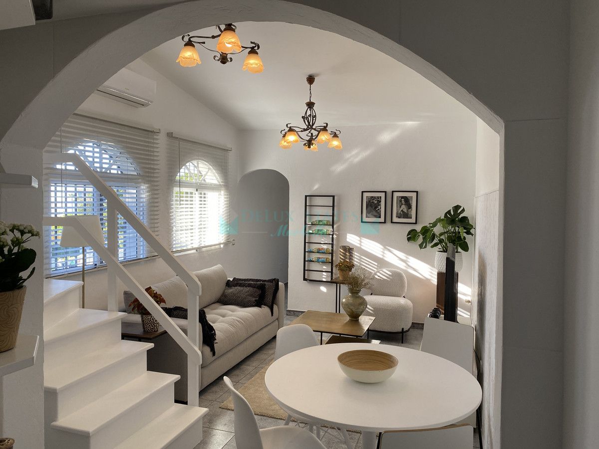 Apartment for sale in Estepona