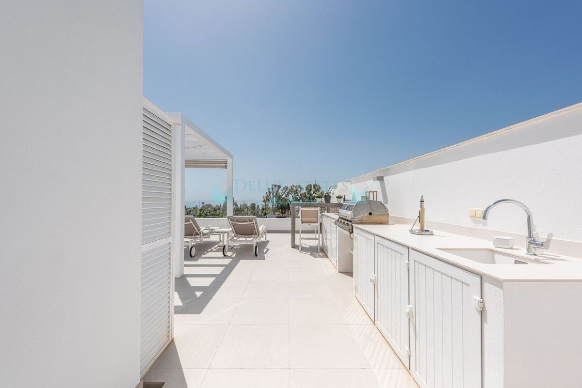 Penthouse for sale in Bel Air, Estepona