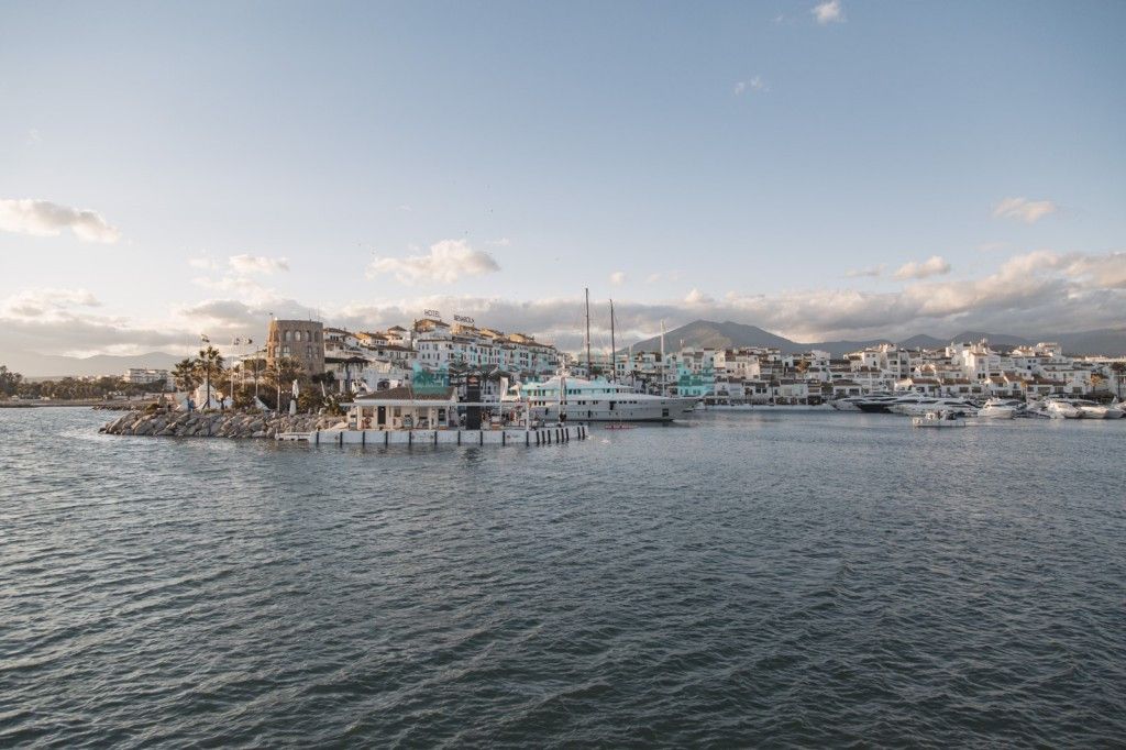 Apartment for sale in Marbella - Puerto Banus