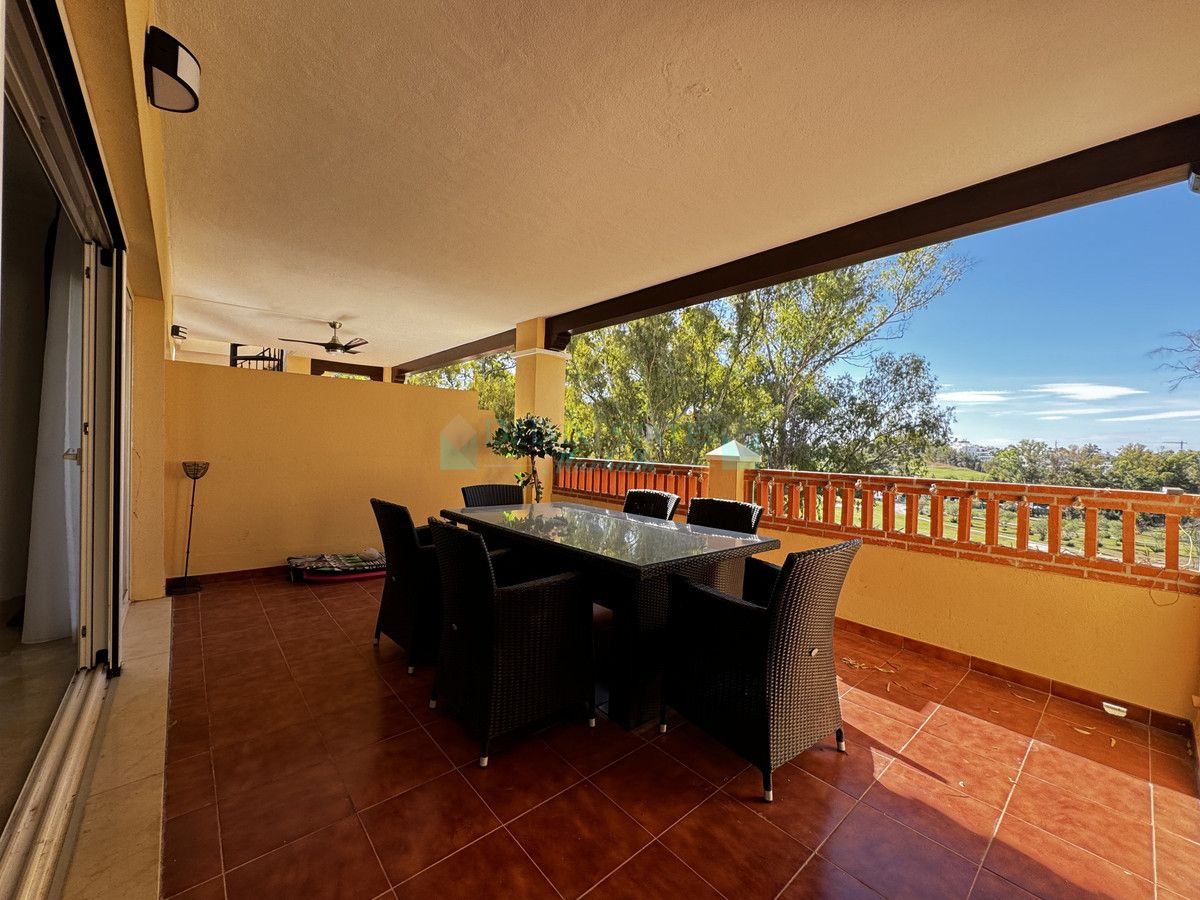 Apartment for sale in Estepona