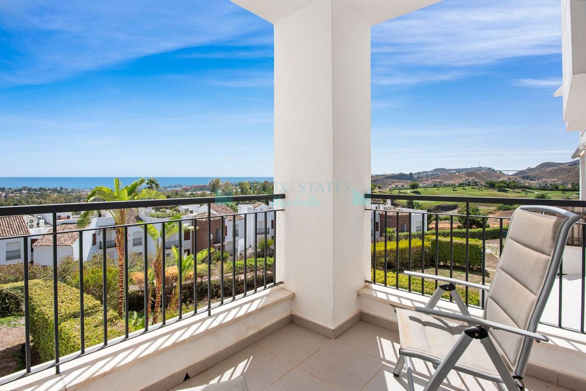 Apartment for sale in Los Arqueros, Benahavis