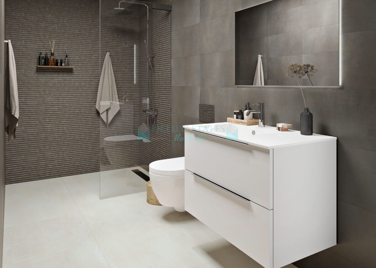 Apartment for sale in Estepona