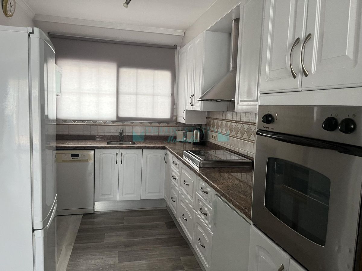 Town House for rent in Estepona