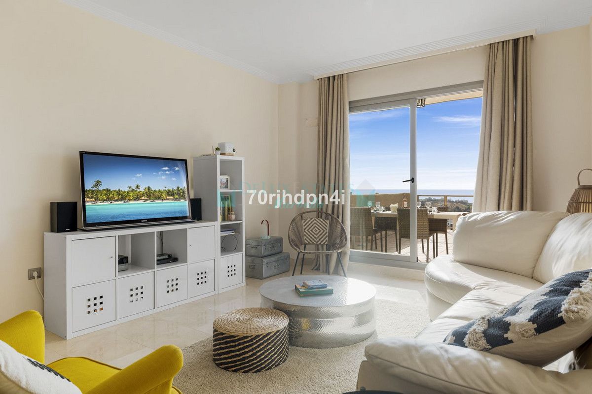 Penthouse for sale in Estepona