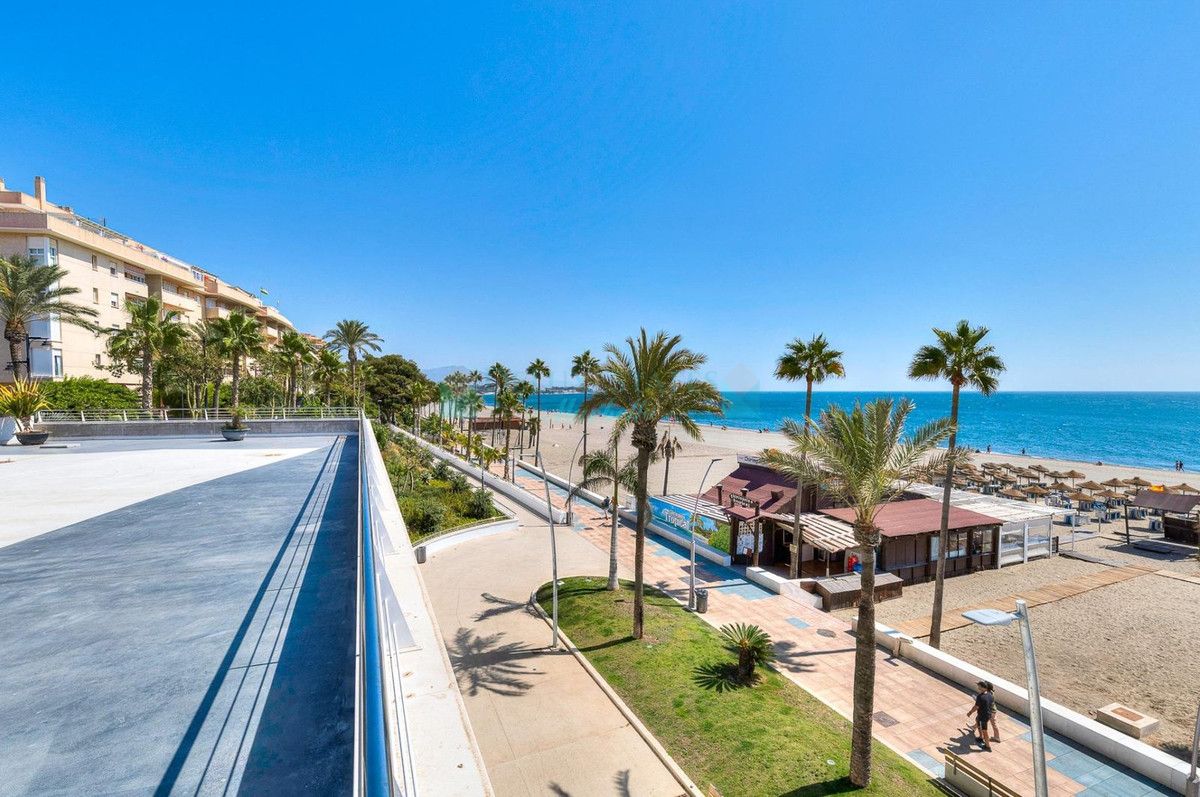 Penthouse for sale in Estepona