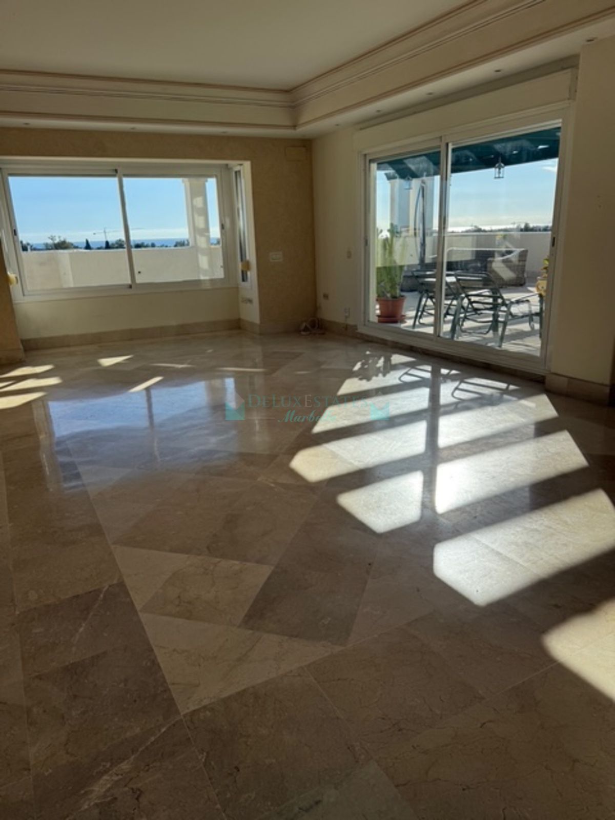 Ático en venta en Nueva Andalucia