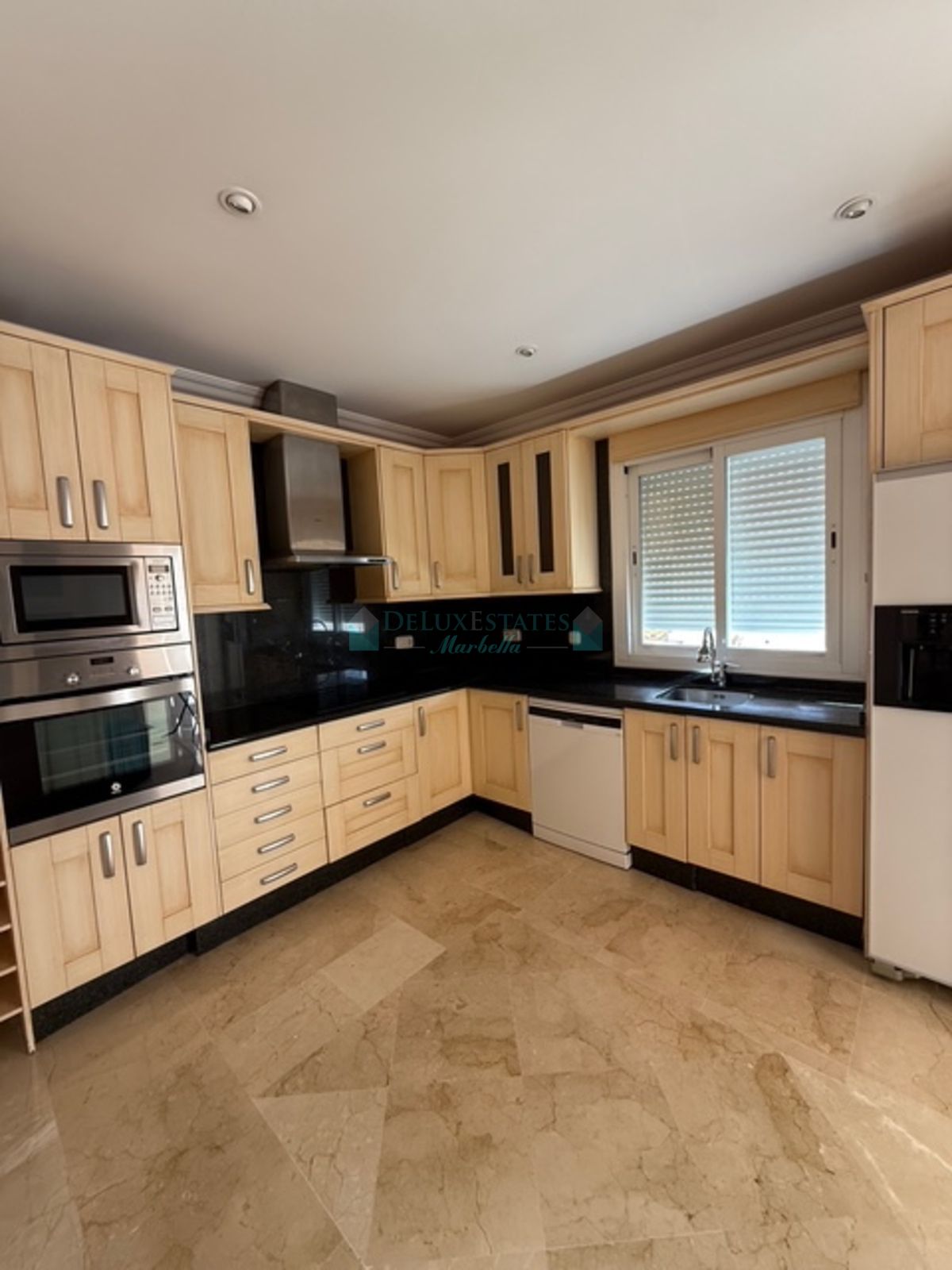 Ático en venta en Nueva Andalucia