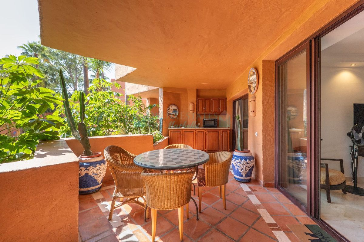 Apartment for rent in Estepona