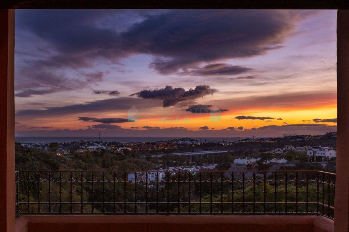 Apartamento en alquiler en Benahavis