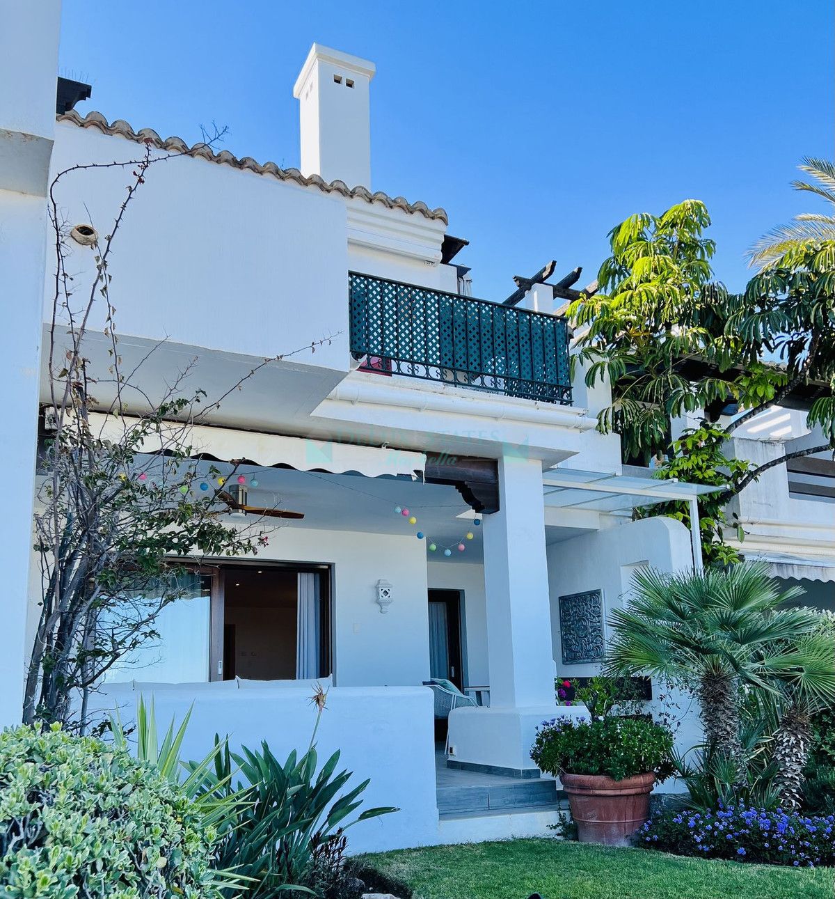 Town House for sale in El Paraiso, Estepona