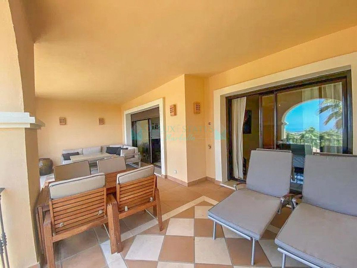 Apartment for sale in La Quinta, Benahavis