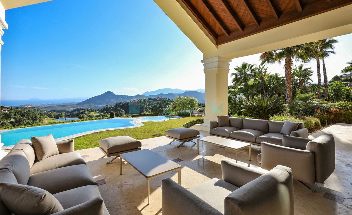 Villa for rent in Benahavis