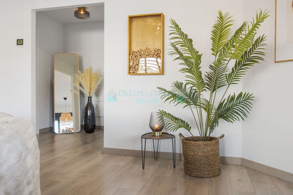 Apartment for sale in Estepona