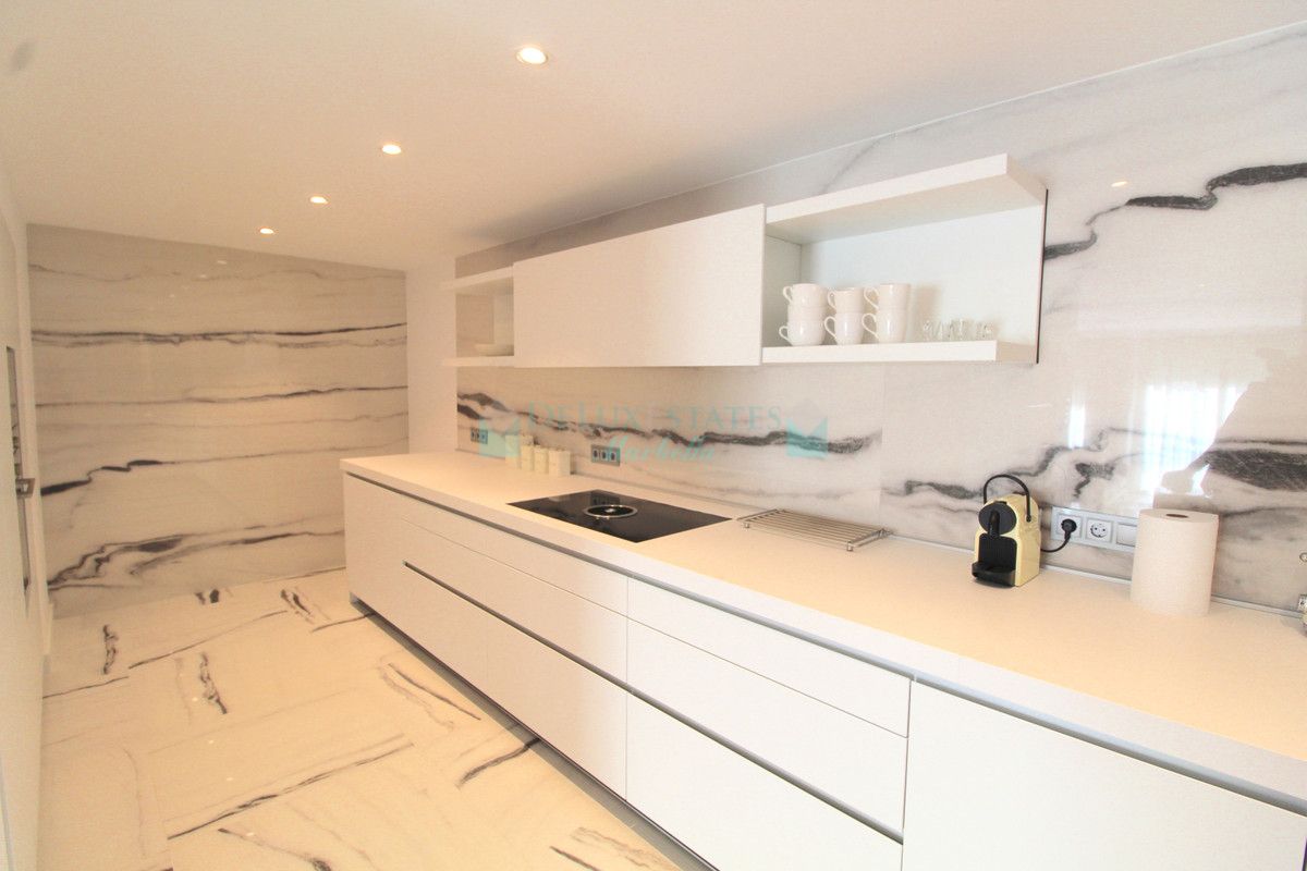 Villa en alquiler en Nueva Andalucia