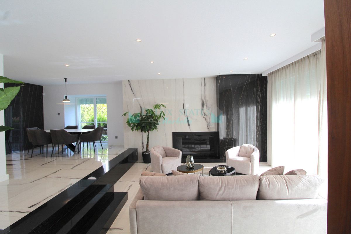 Villa en alquiler en Nueva Andalucia