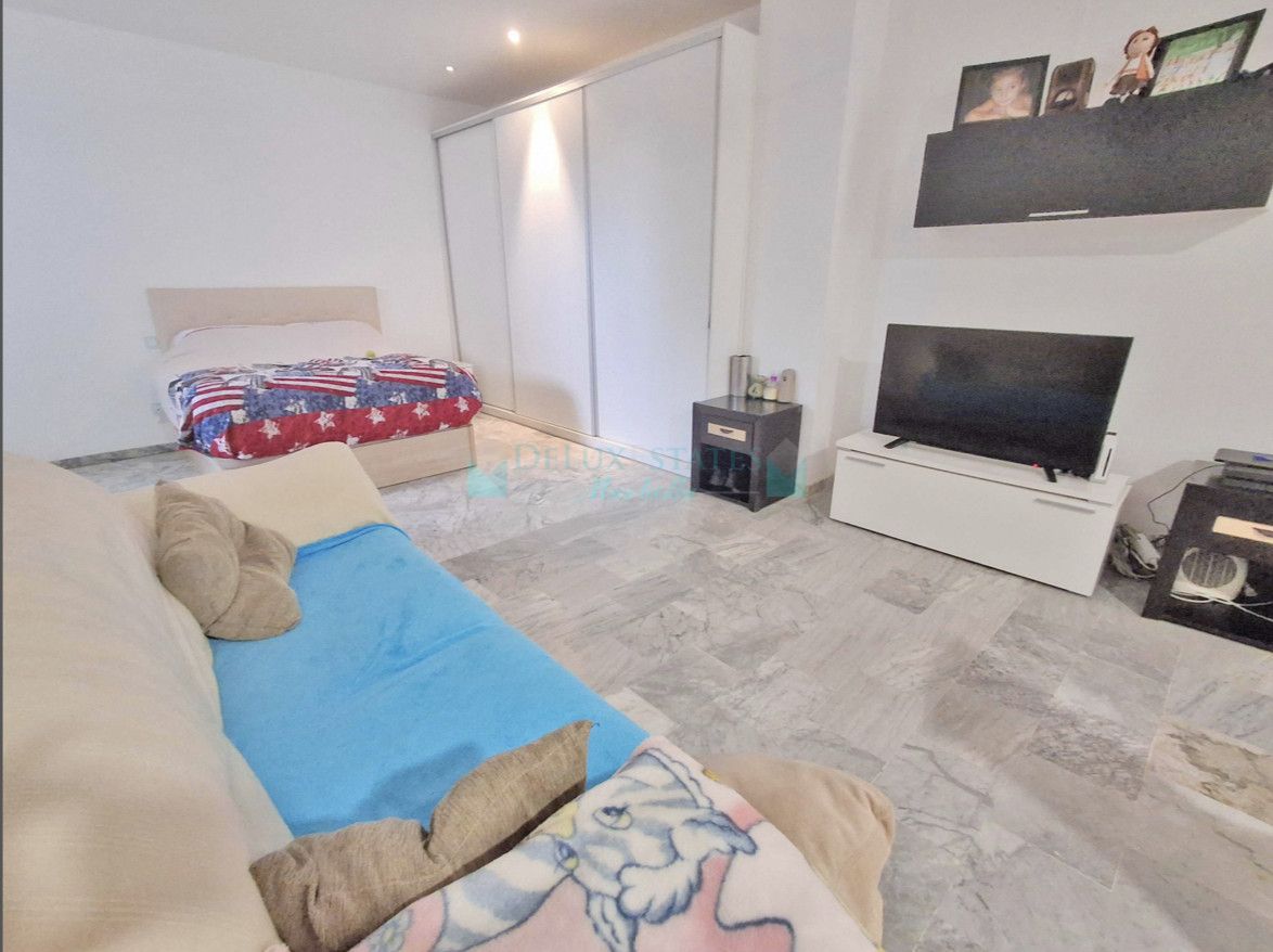 Apartamento Planta Baja en venta en Estepona