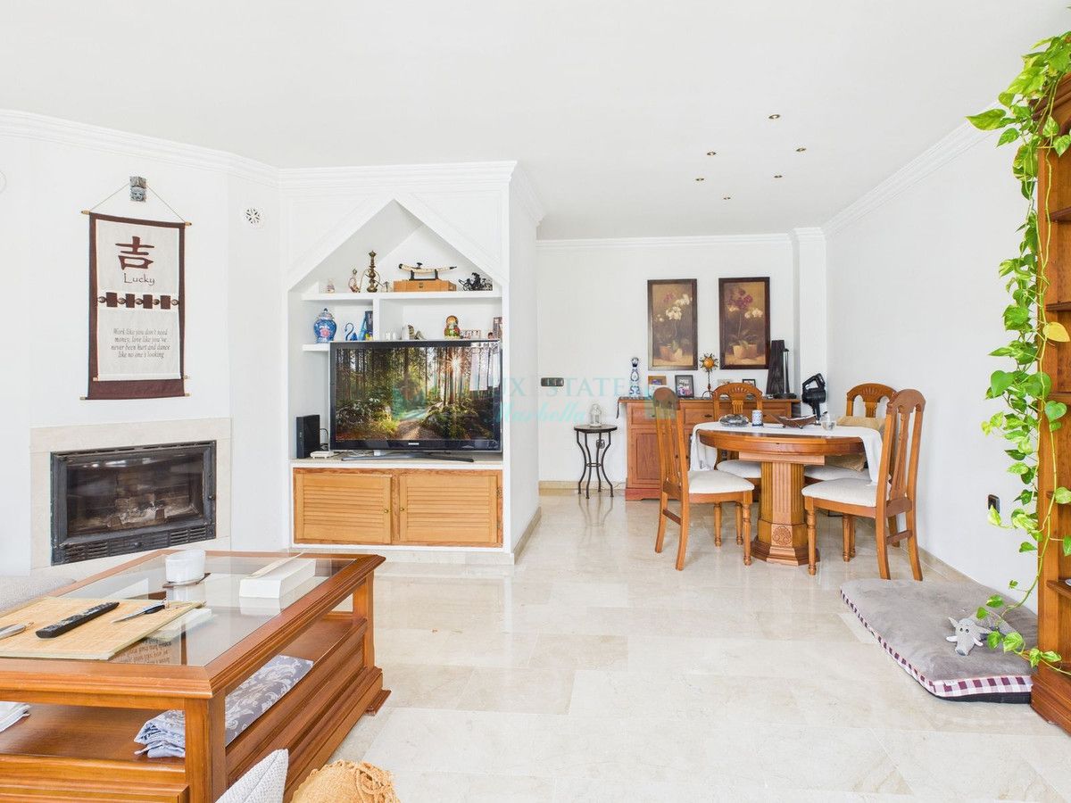 Town House for sale in Estepona