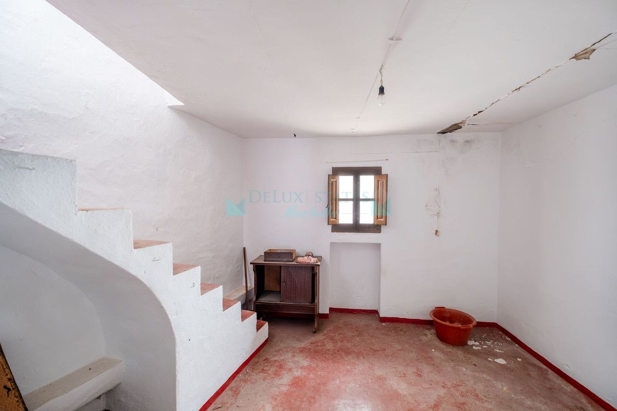 Town House for sale in Ojen