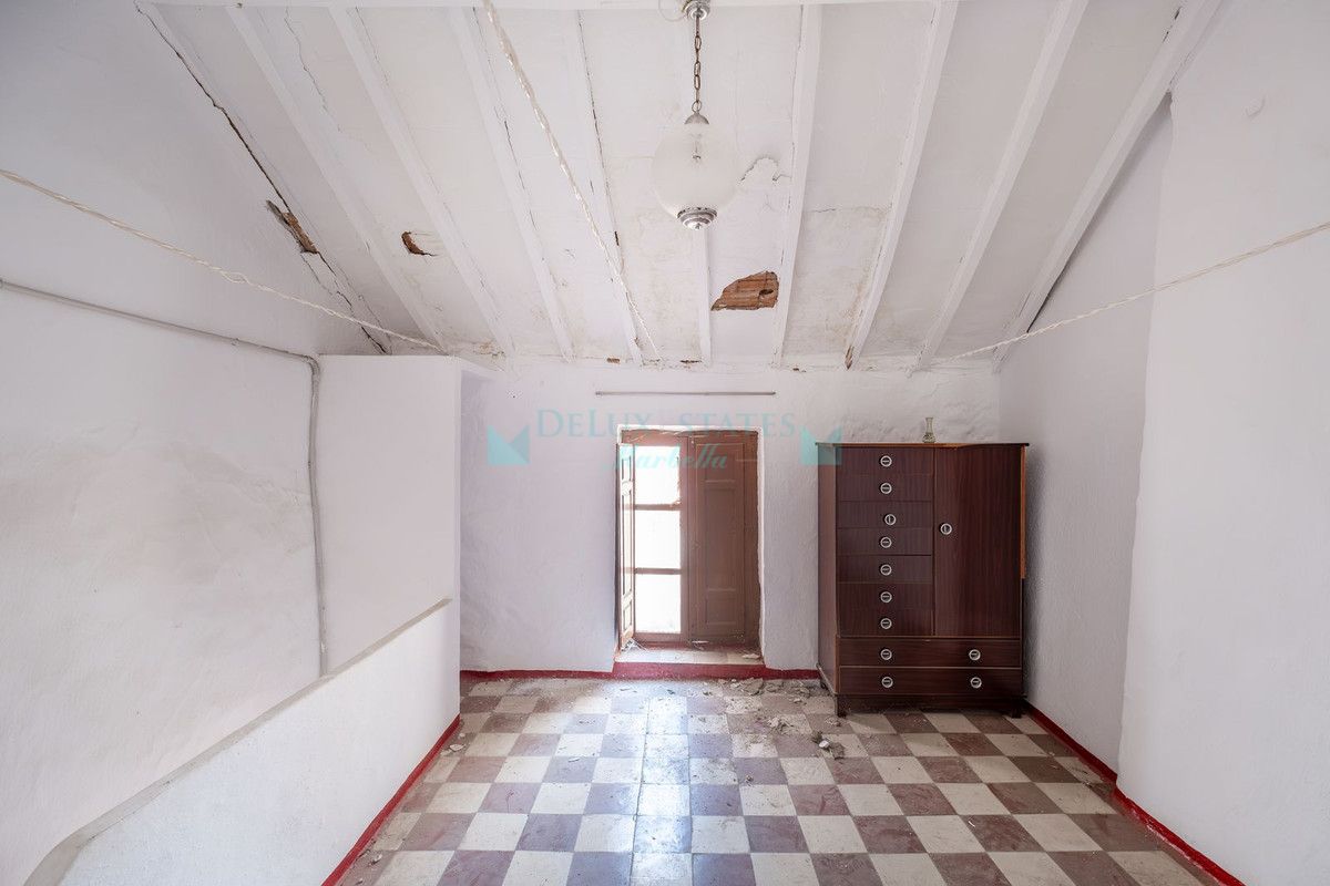 Town House for sale in Ojen