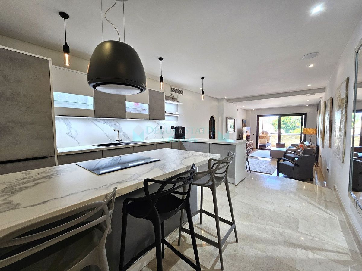 Apartamento en venta en Marbella - Puerto Banus