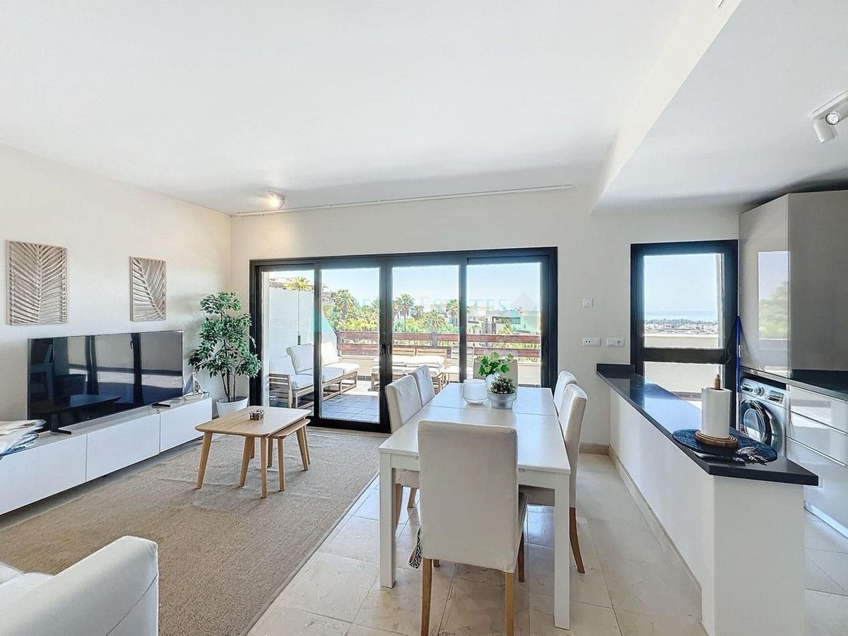 Penthouse for rent in Benahavis