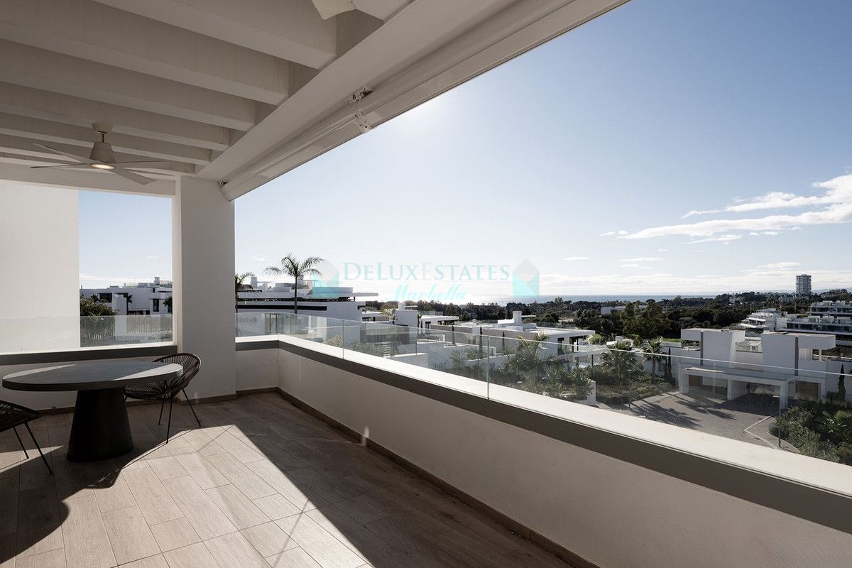 Ático en venta en Santa Clara, Marbella Este