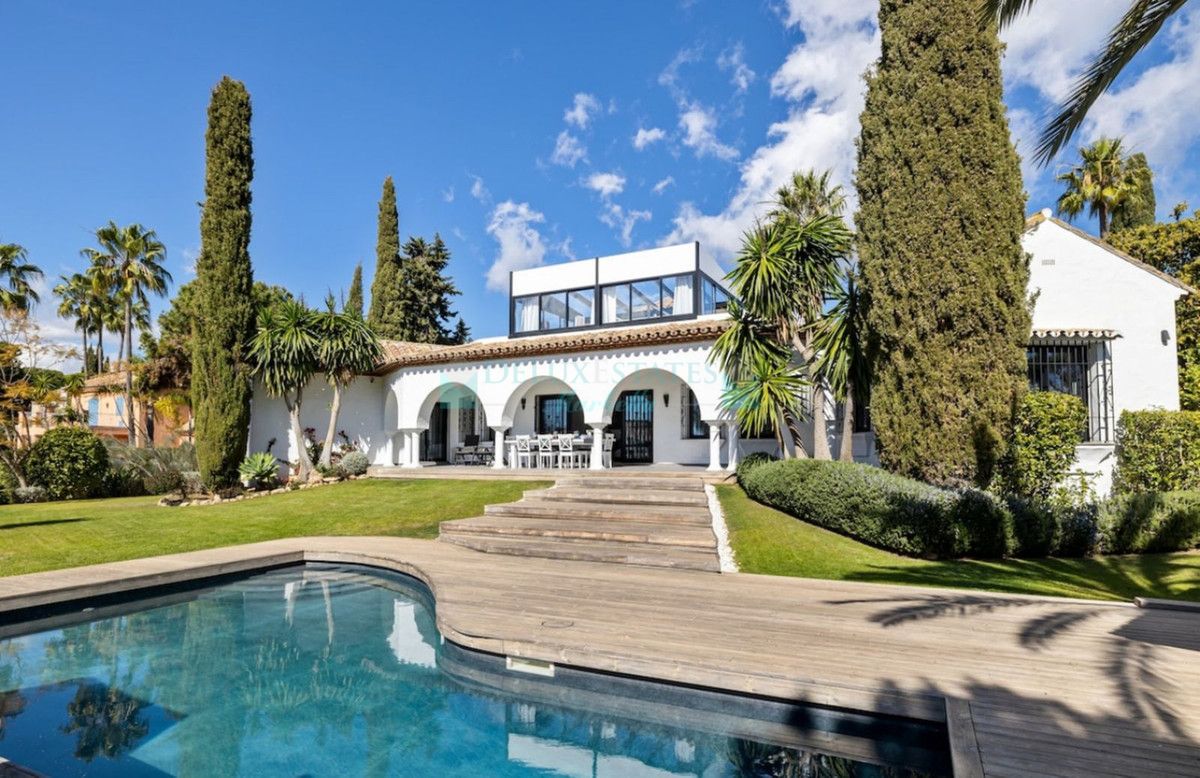 Villa for rent in Las Chapas, Marbella East
