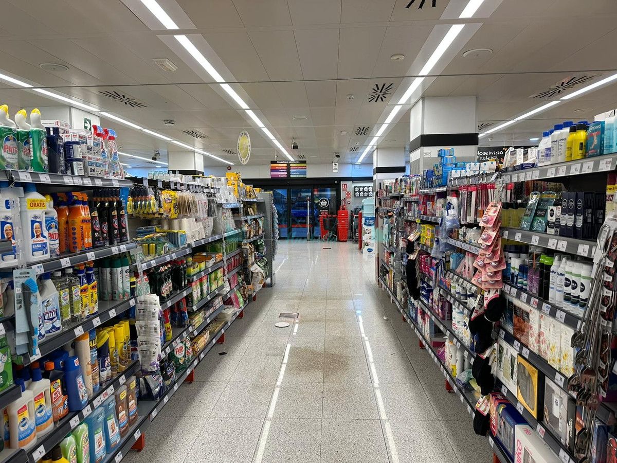 Shopping Centre for sale in Estepona