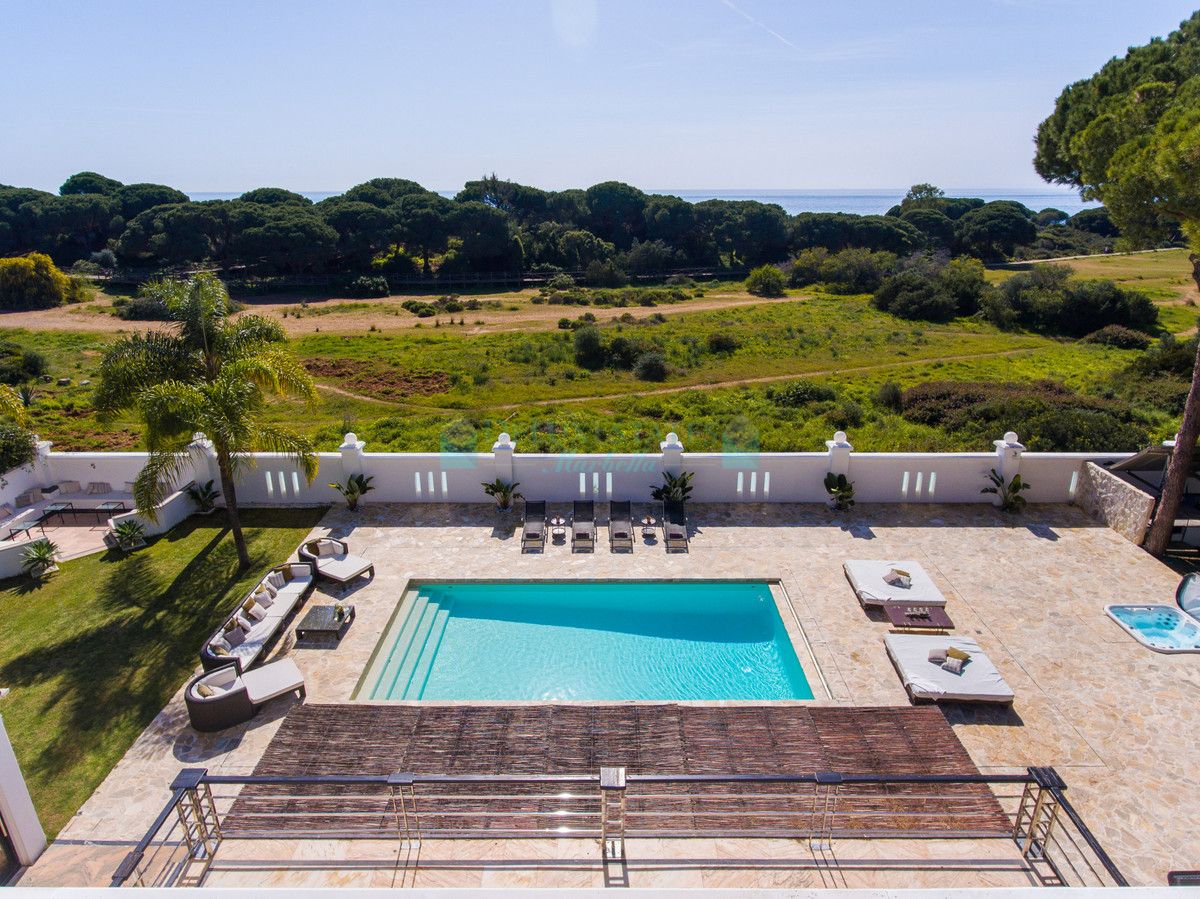 Villa en venta en Artola, Marbella Este