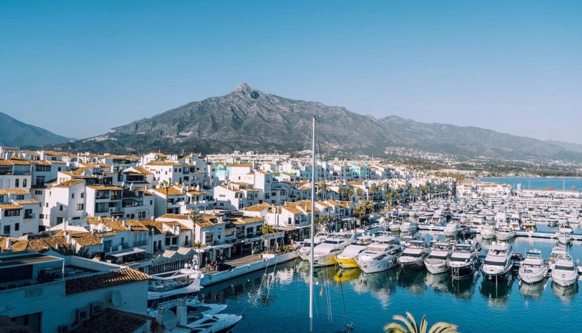 Apartment for sale in Marbella - Puerto Banus