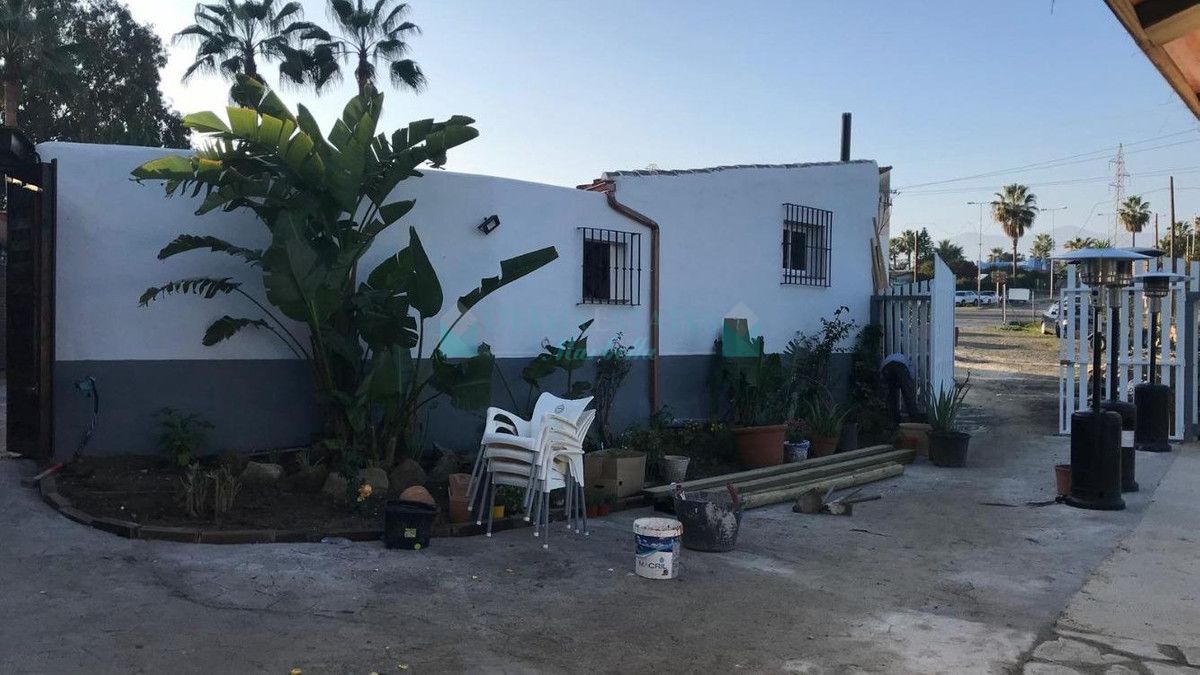 Finca en venta en Selwo, Estepona