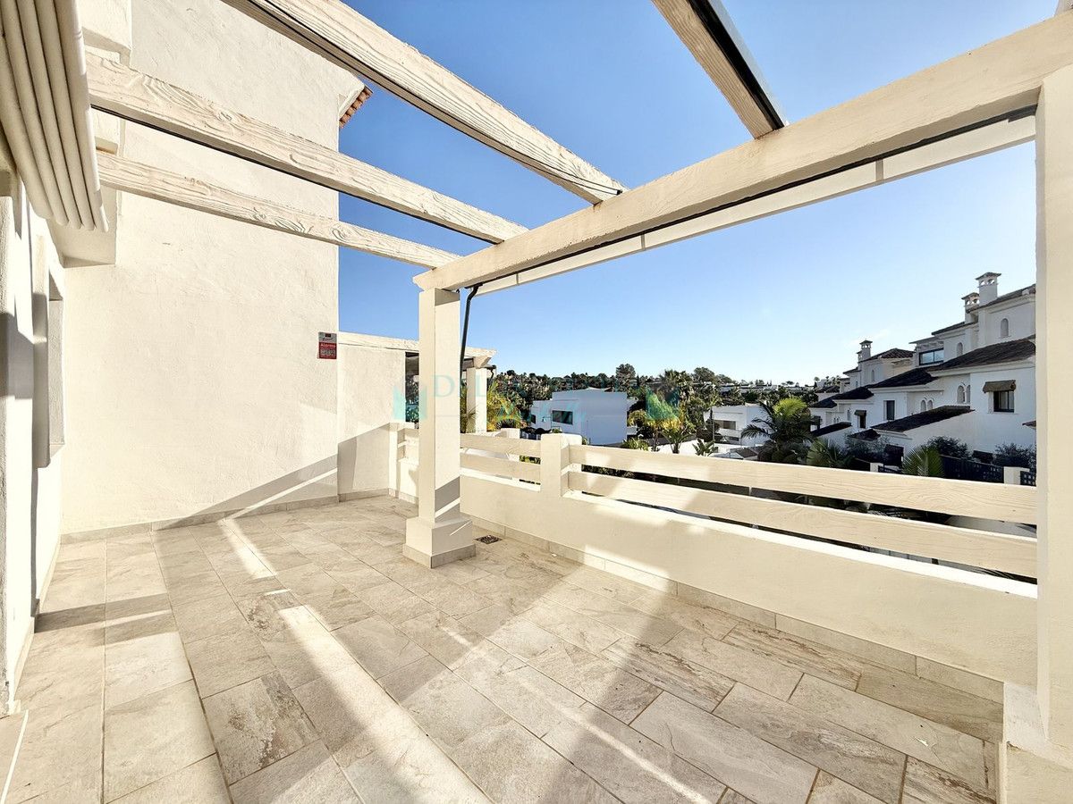 Town House for sale in Atalaya, Estepona