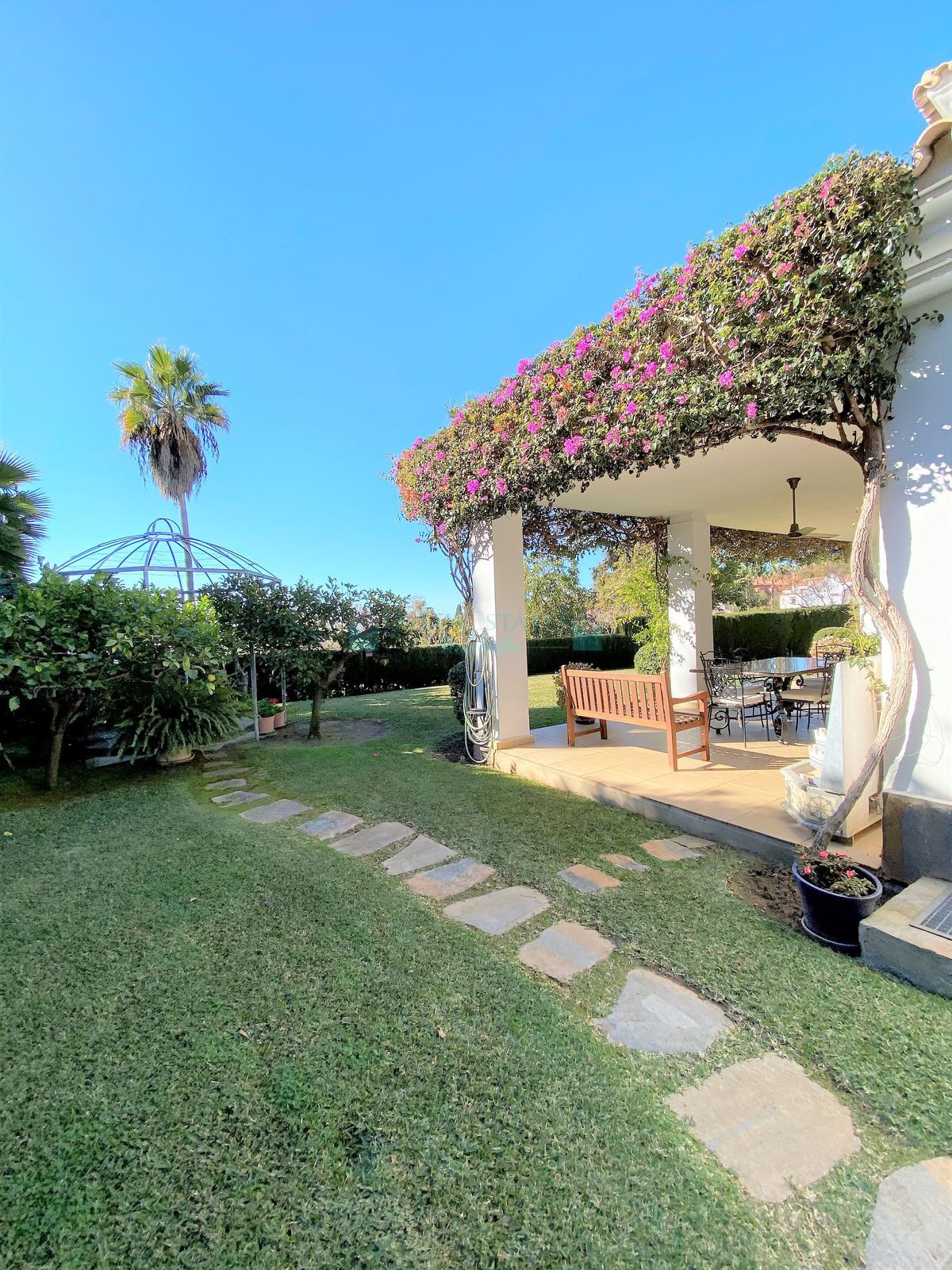 Villa for sale in Marbella Golden Mile