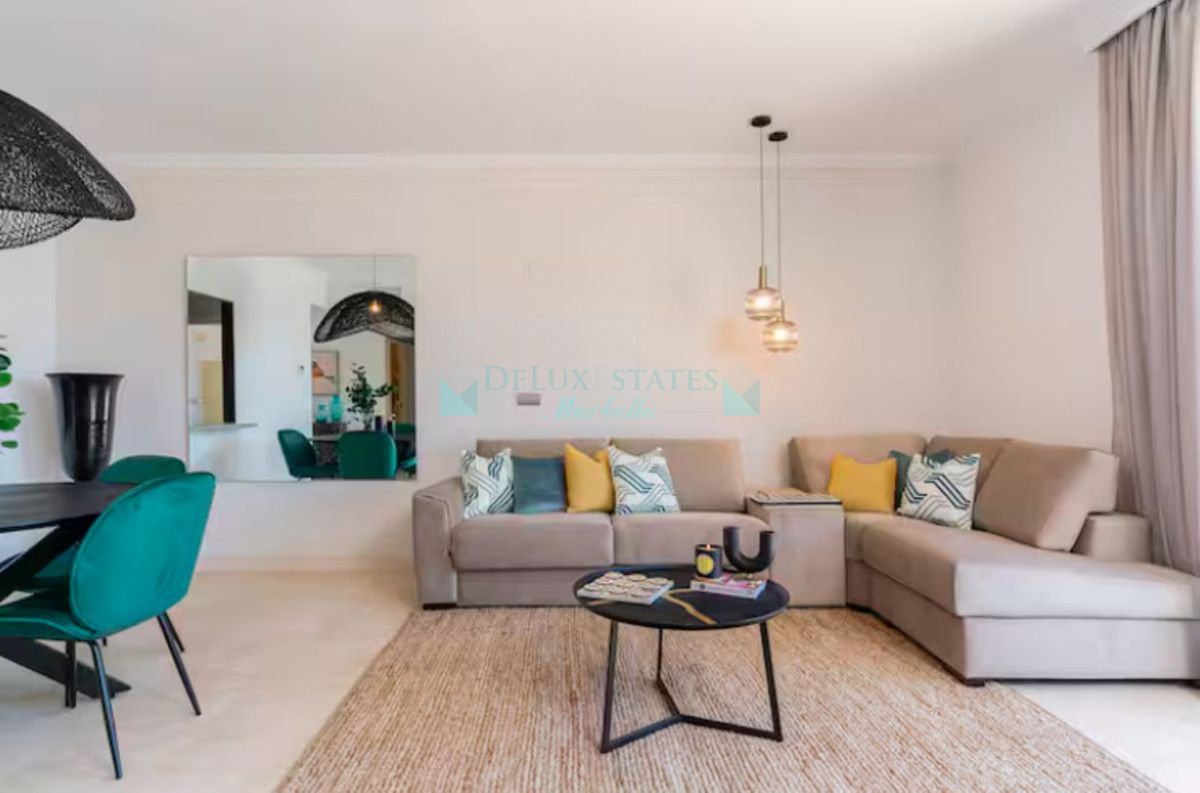 Ático en alquiler en New Golden Mile, Estepona