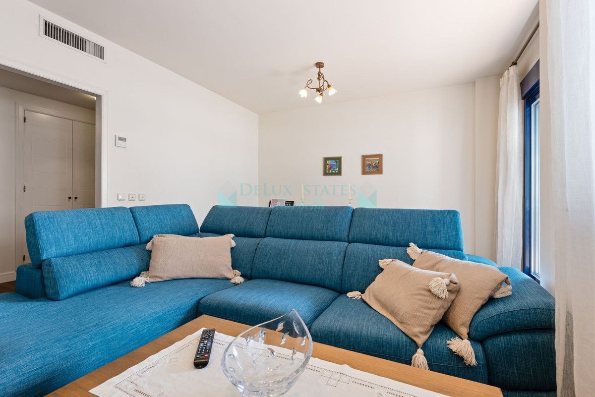 Apartment for sale in Estepona