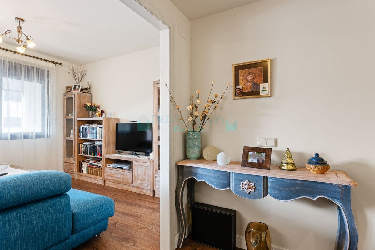 Apartment for sale in Estepona
