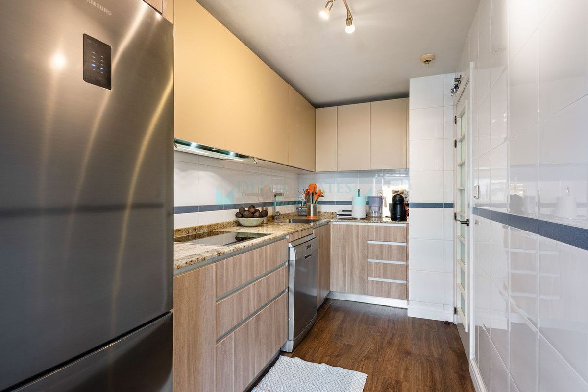 Apartment for sale in Estepona