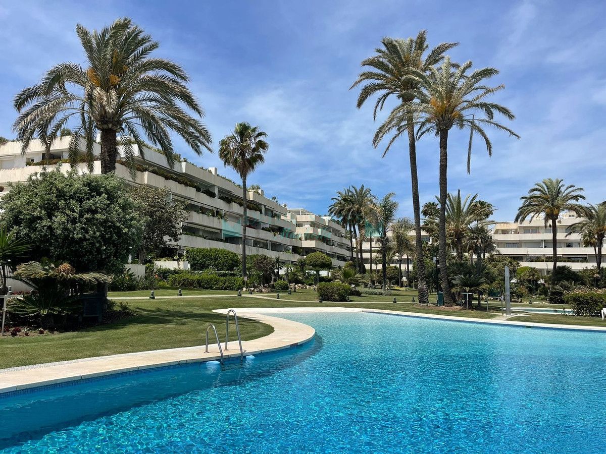 Ground Floor Apartment for rent in Marbella - Puerto Banus