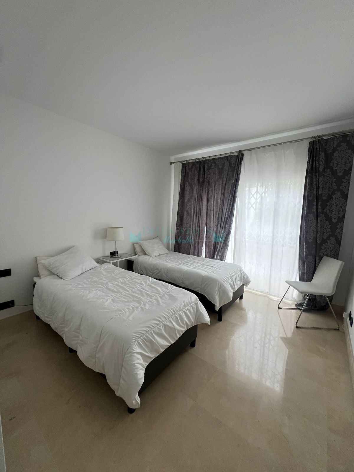 Ground Floor Apartment for sale in Nueva Andalucia