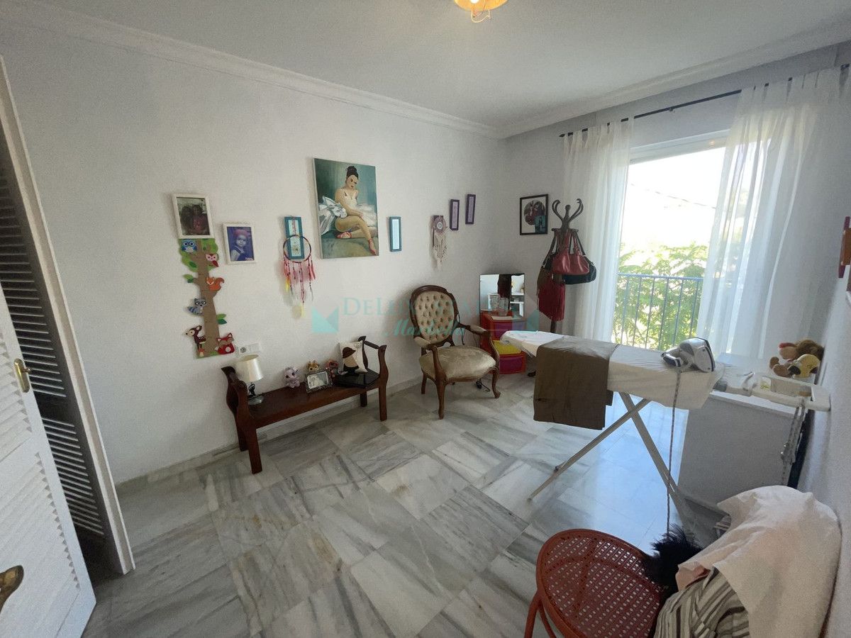 Villa en venta en Estepona